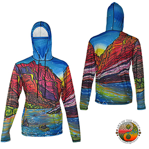 Sun protective hoodie in a graphic design of the Grand Canyon great for hiking Canyonlands National Park dressed in.